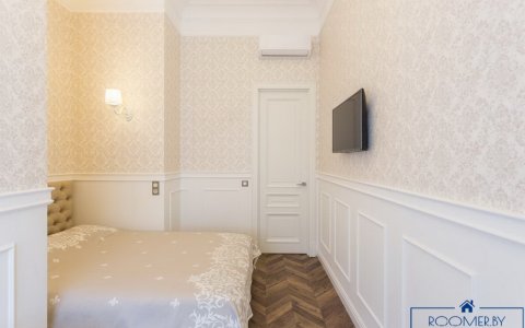 Квартира на сутки в Минске возле метро Купаловская спальня